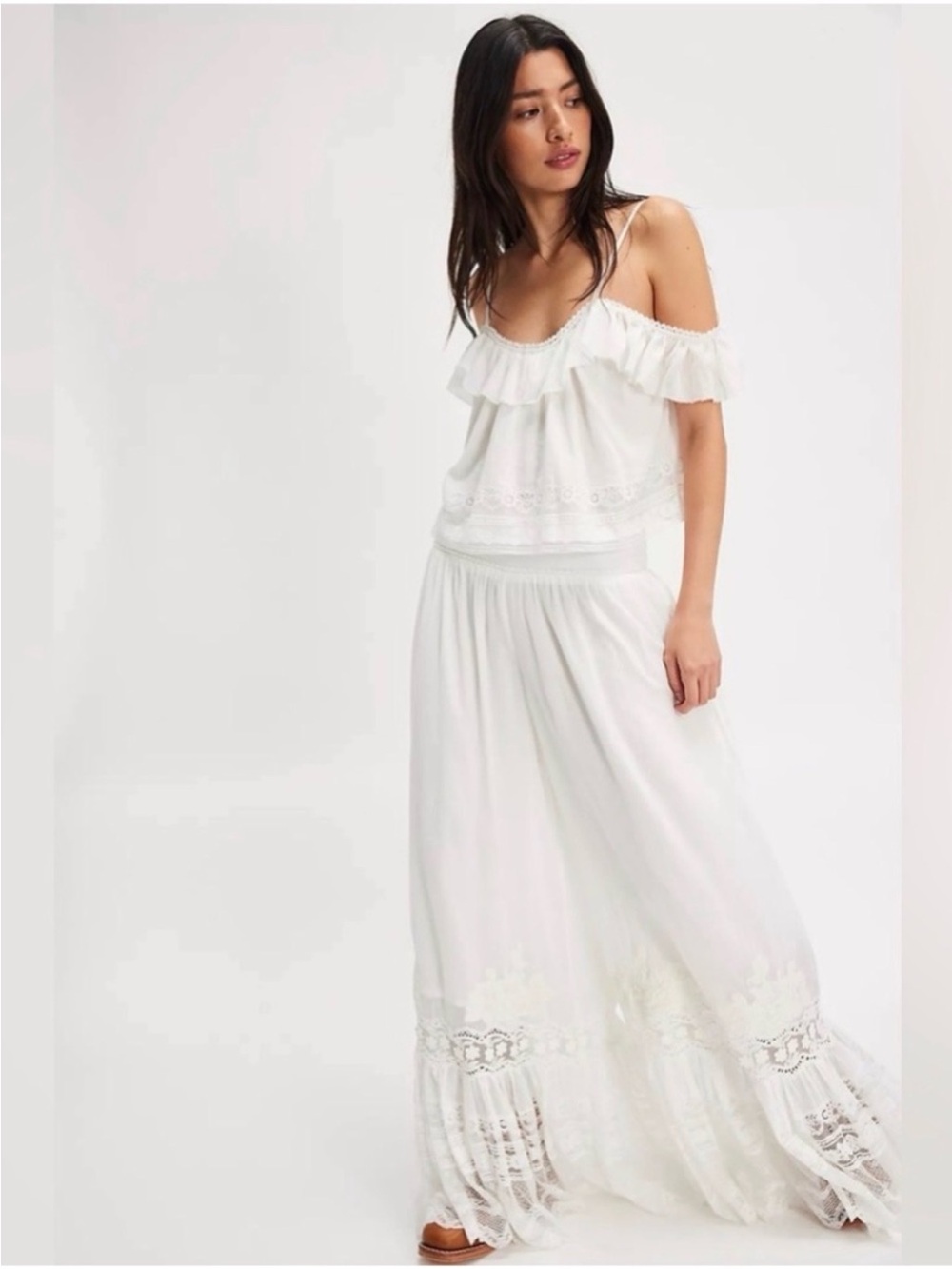 Flowy White pants and top - Elegant Boho Style